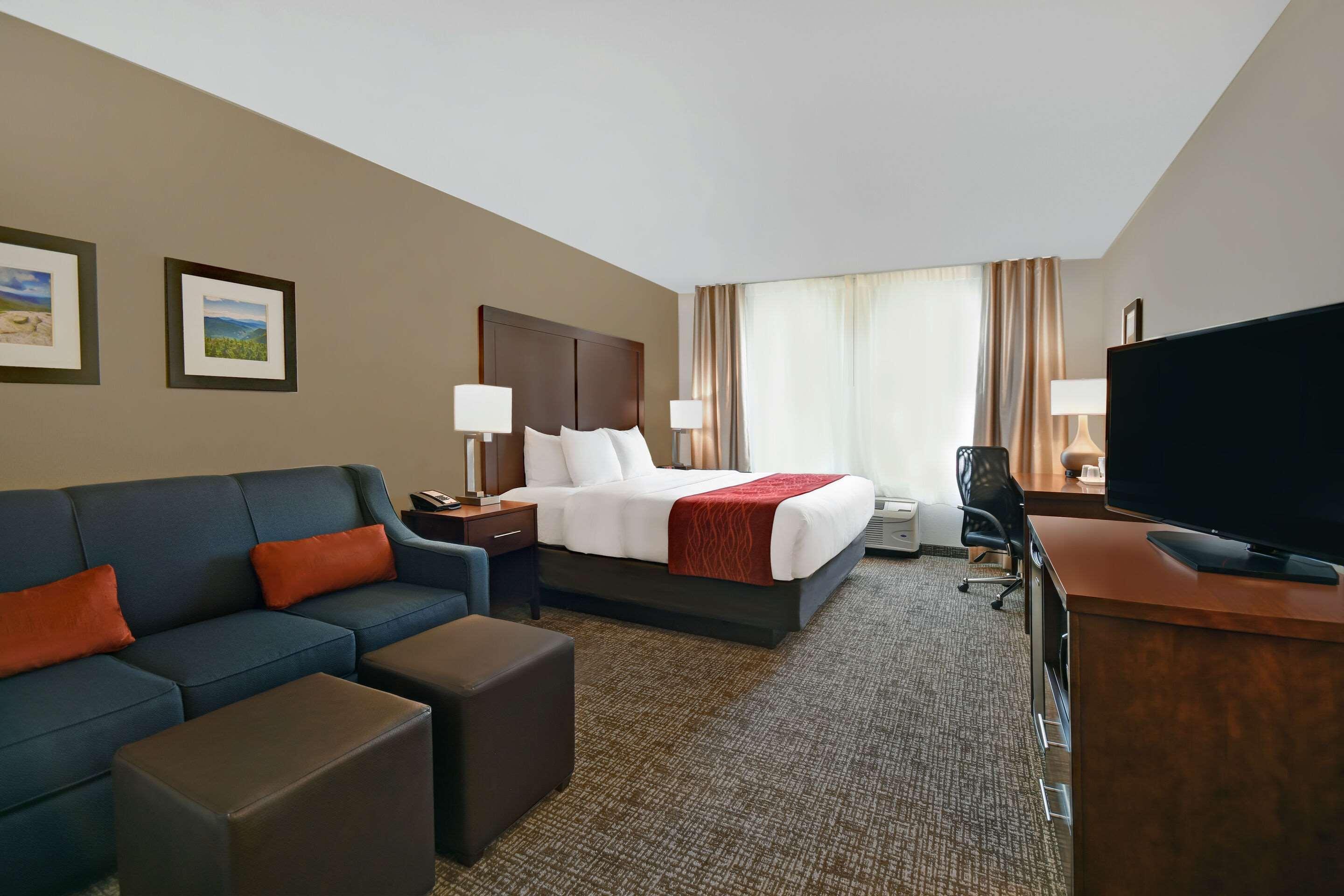 Comfort Inn & Suites Wilton Buitenkant foto